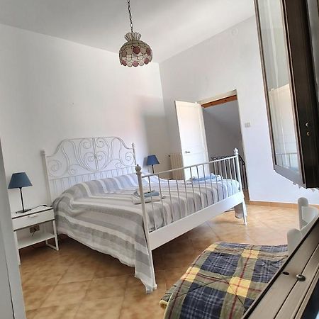 Countryhouse Traversa Du Furnu Imperia Exterior photo