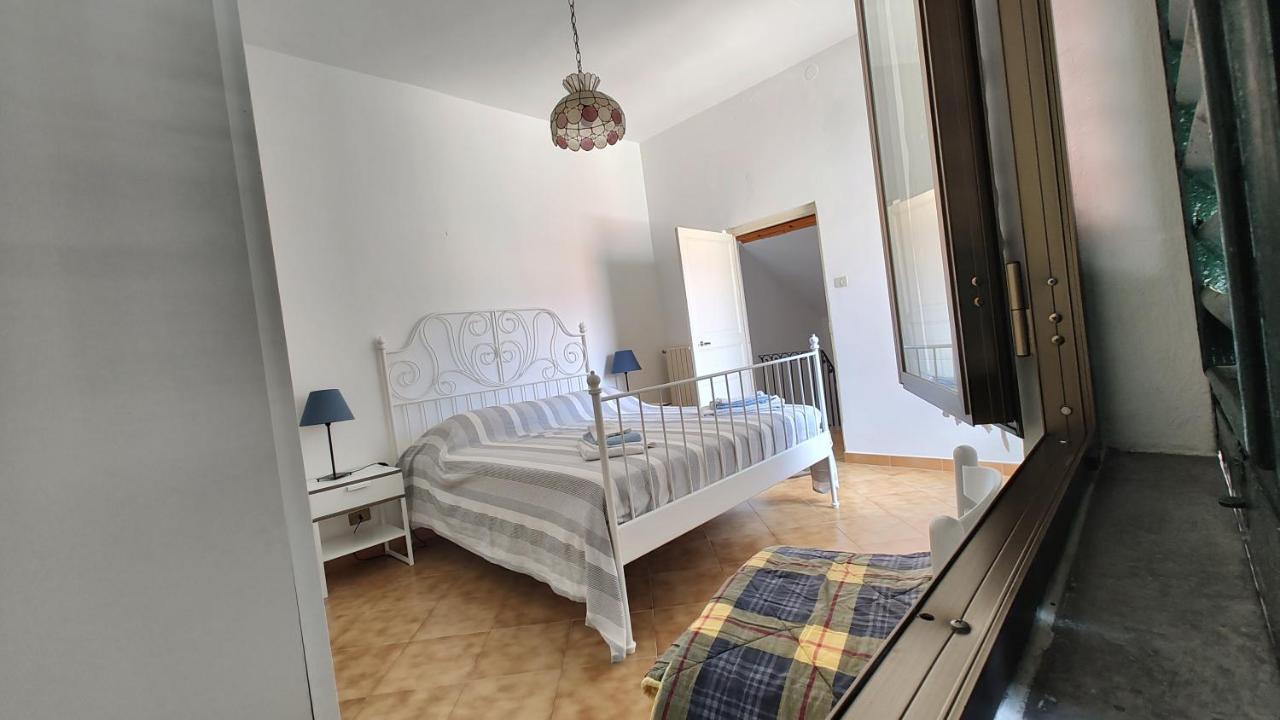 Countryhouse Traversa Du Furnu Imperia Exterior photo